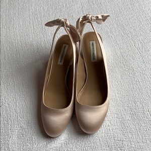 Rose Satin sling back pumps